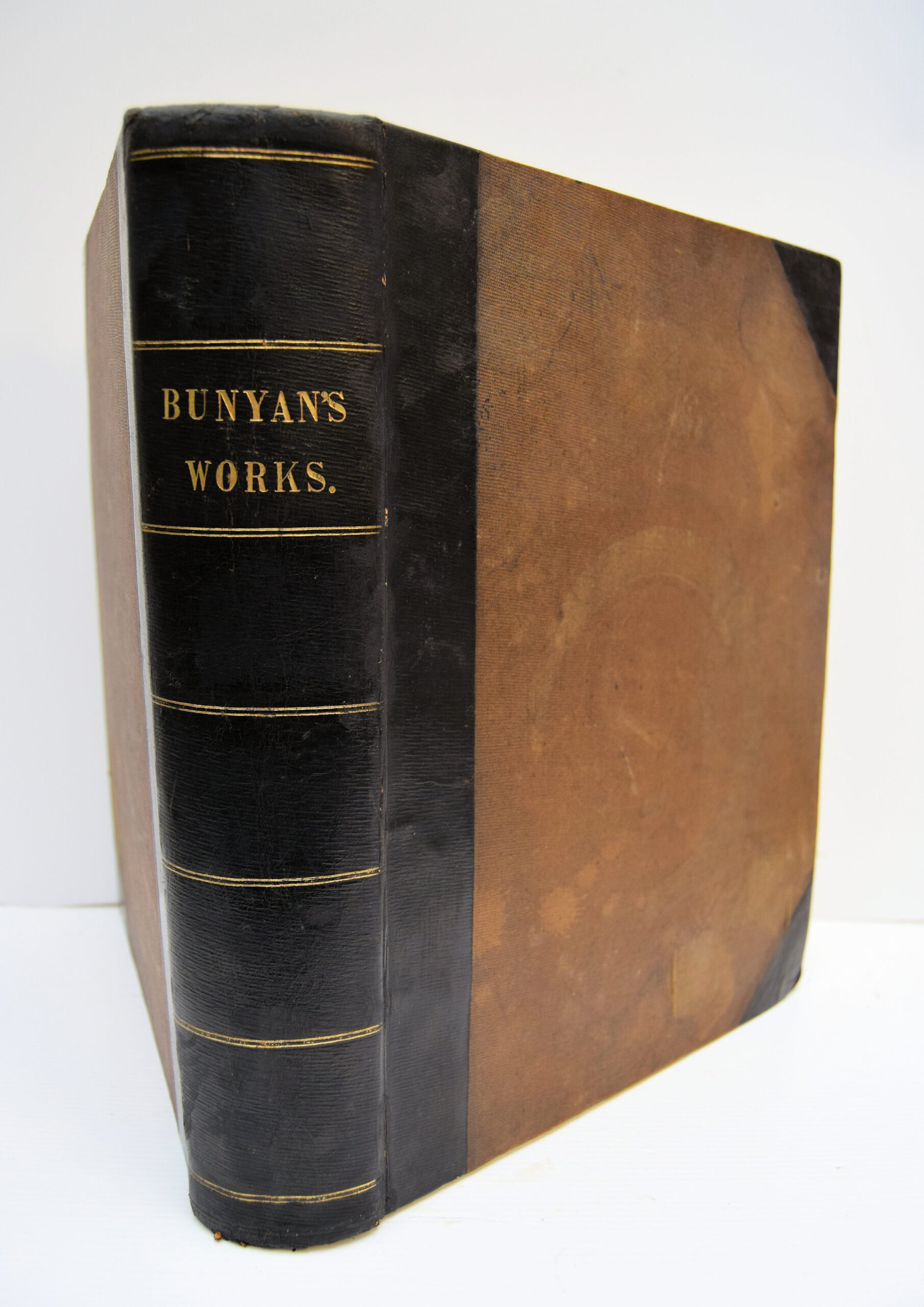 THE PILGRIM' S PROGRESS, HOLY WAR, AND GRACE ABOUNDING BY JOHN BUNYAN. THE FAMILY EDITION.